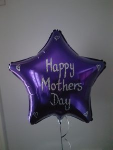 online flowers with personalised balloon