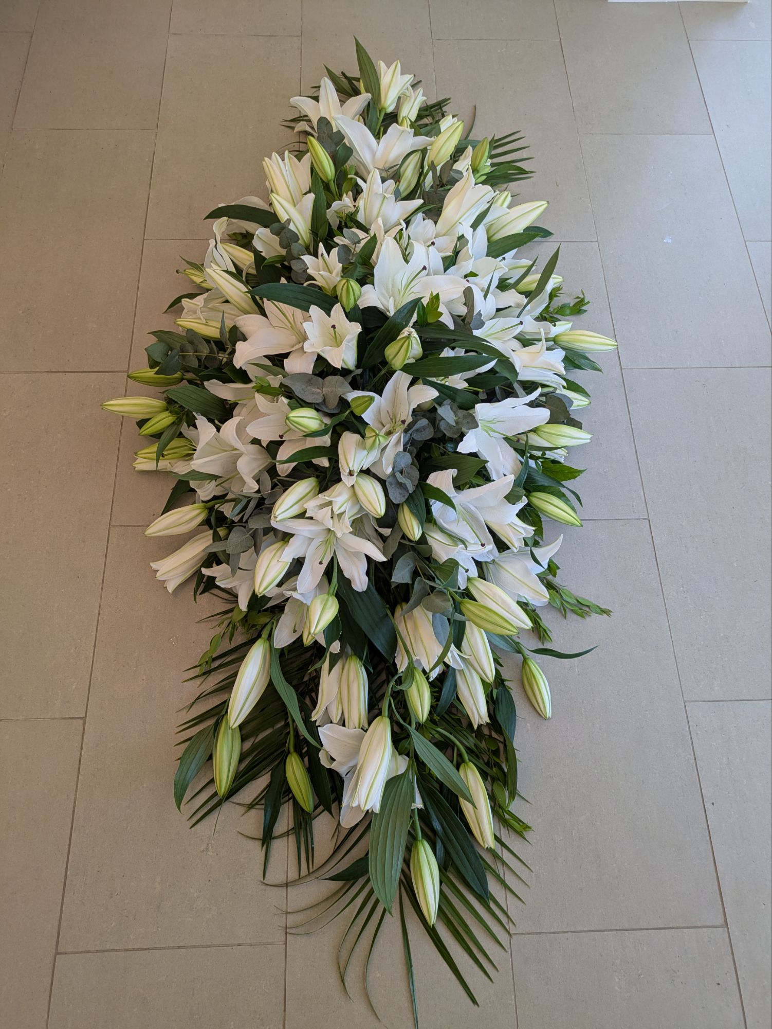 Lily Coffin Spray - 4 colours available - Image 11