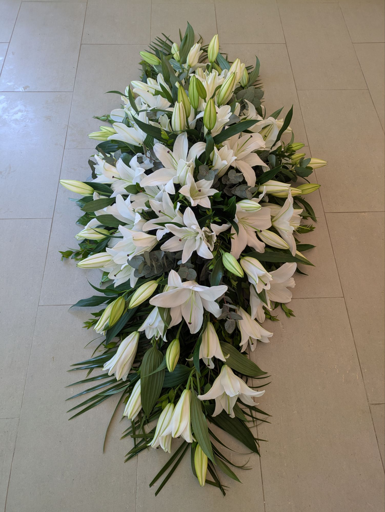 Lily Coffin Spray - 4 colours available - Image 12