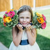 modern and elegant wedding arrangments